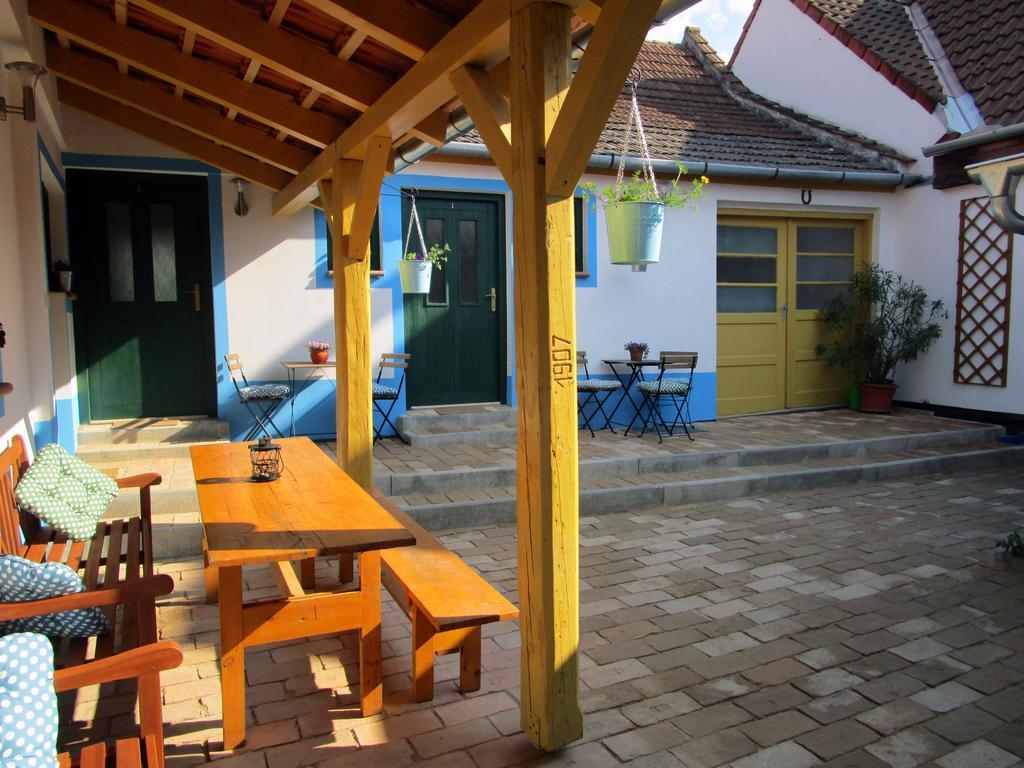 Hostel Lednacek